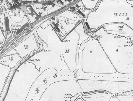 Ordnance Survey map of boatyard near a marsh